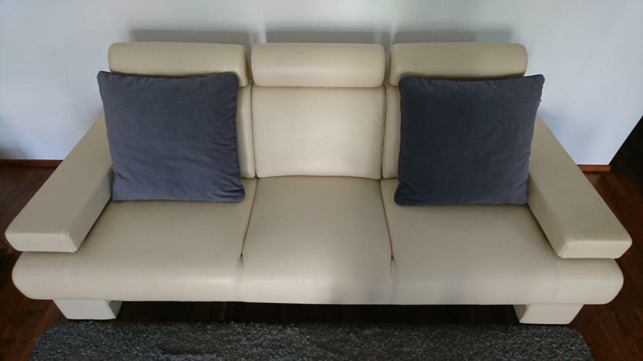 Quiet And Spacious With Garage Option Appartement Krakau